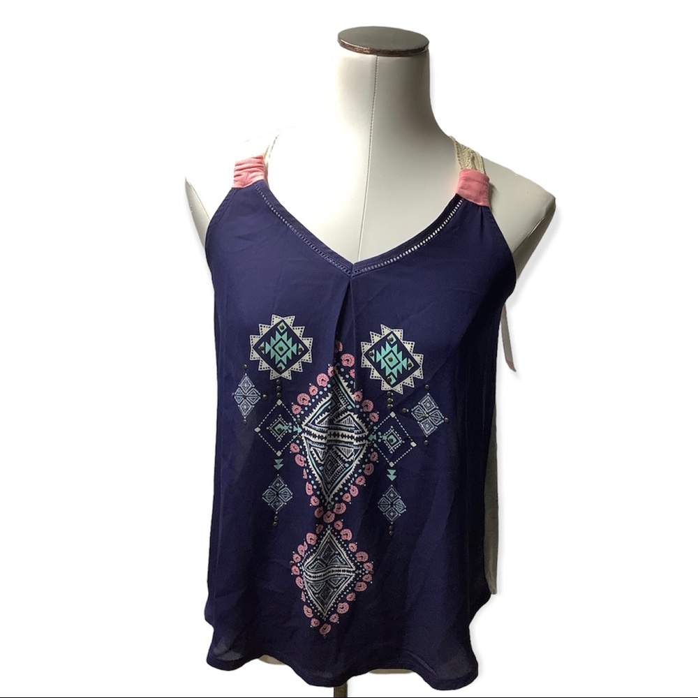 🆕NWT Size Medium Xhilaration Sleeveless Swing Tank